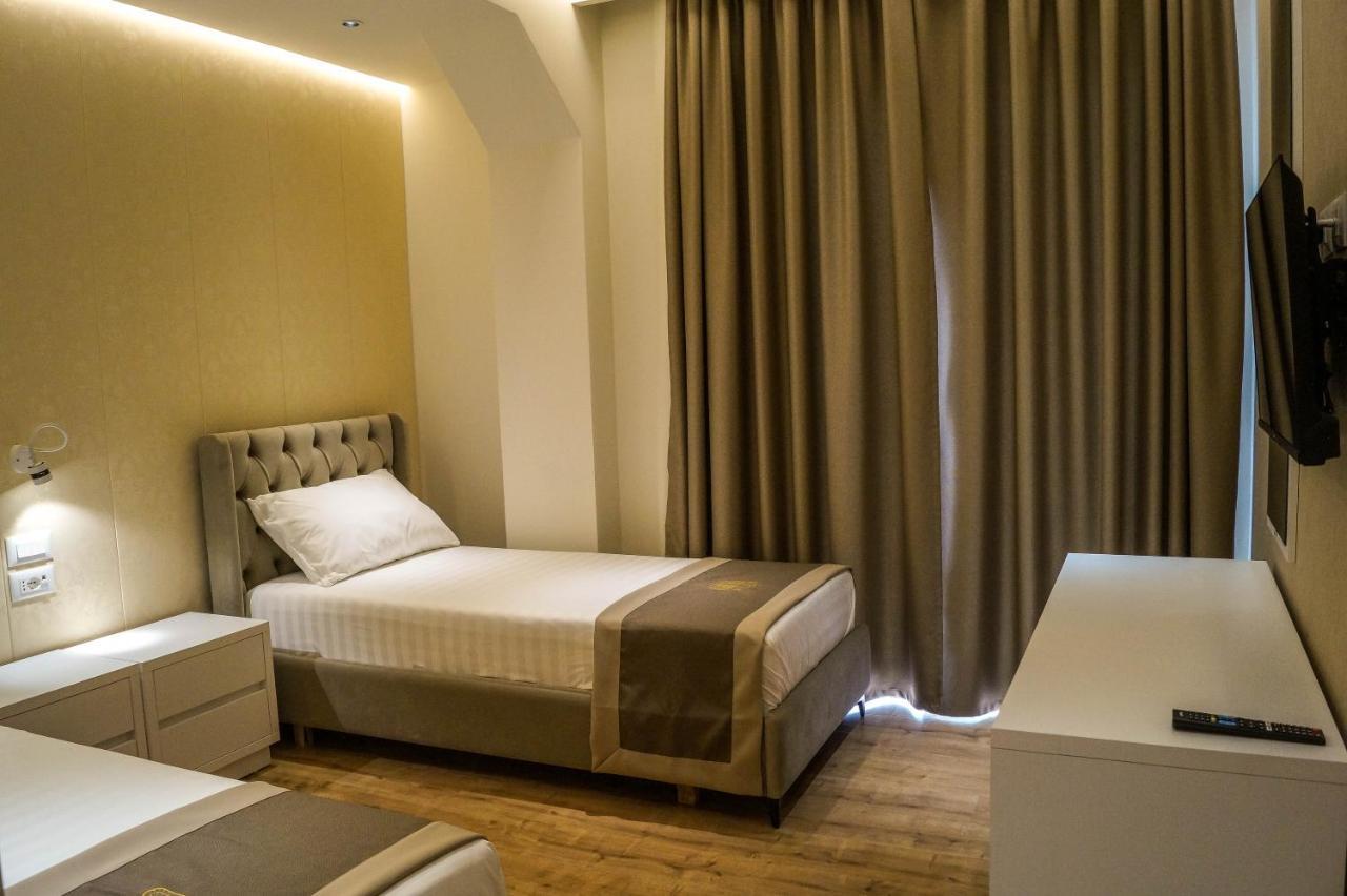 Red Hill Hotel Tirana Kültér fotó