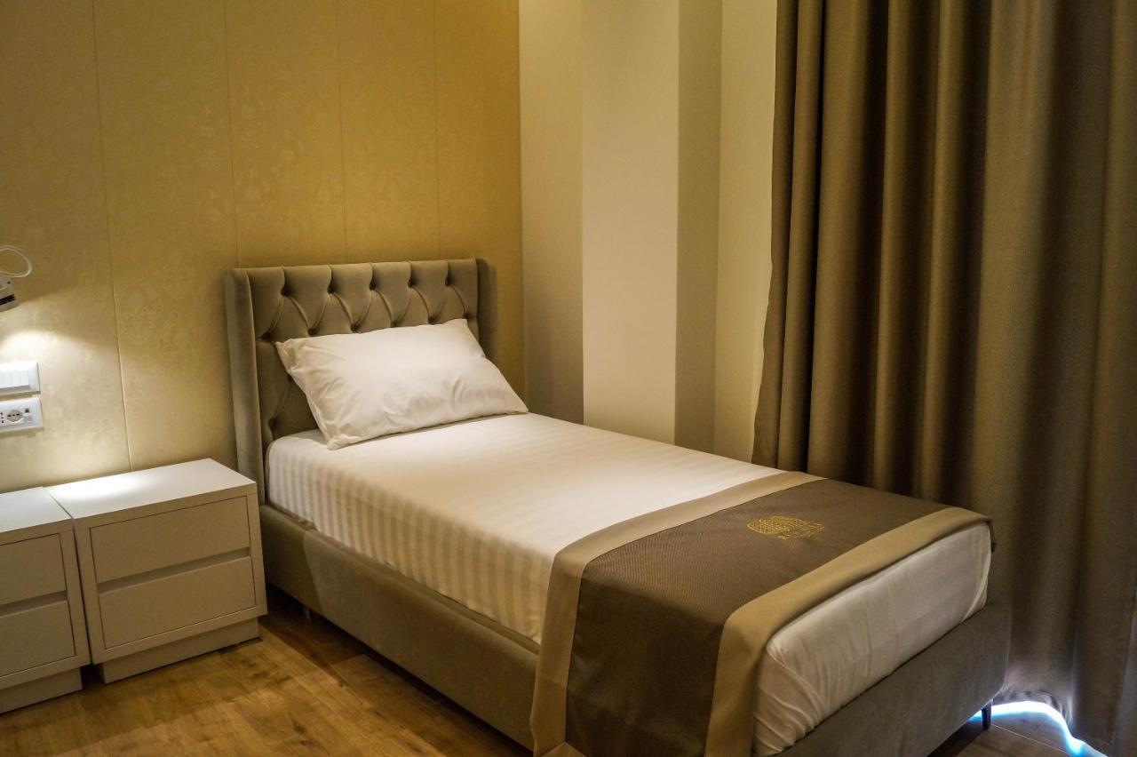 Red Hill Hotel Tirana Kültér fotó